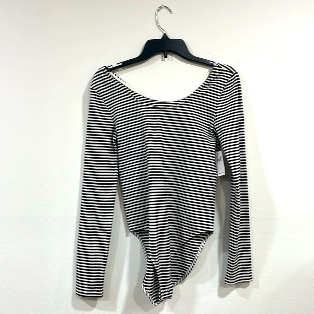 Gap Black Stripe, Scoop Neck, Bodysuit NWT